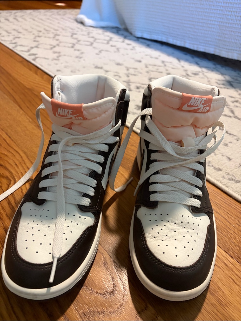 Nike Air Jordan 1 Retro Light Madder Root Women’s 9 - Picture 6 of 7
